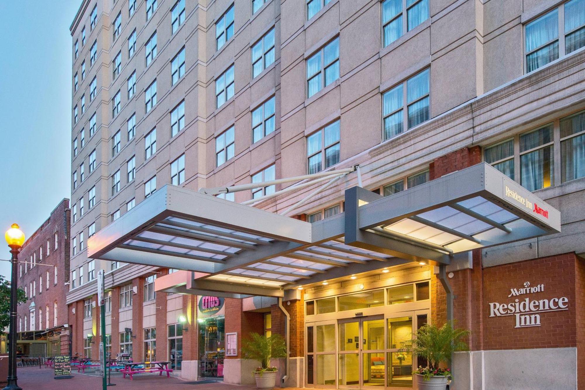 Residence Inn Washington, Dc / Dupont Circle Екстериор снимка