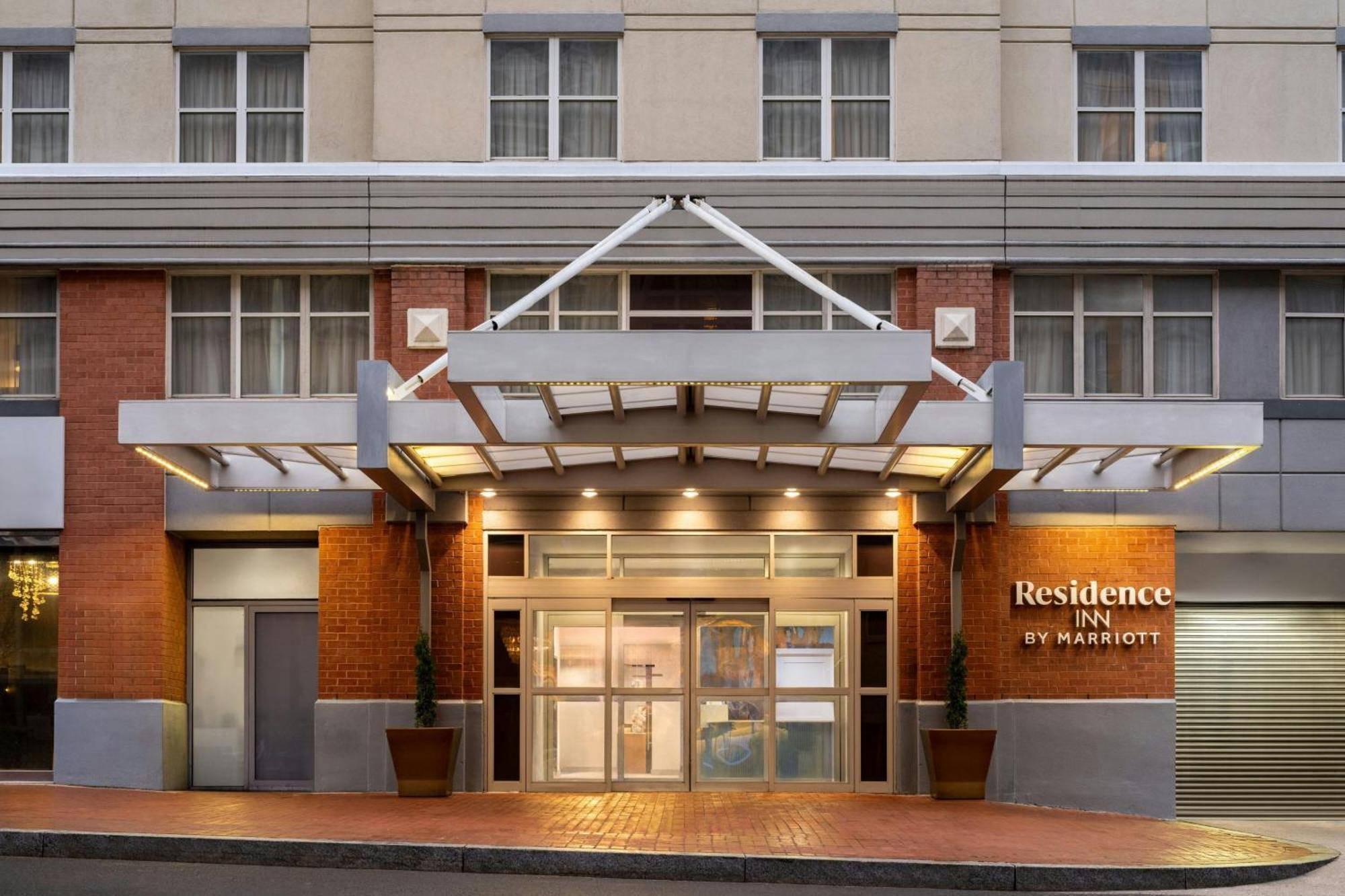 Residence Inn Washington, Dc / Dupont Circle Екстериор снимка